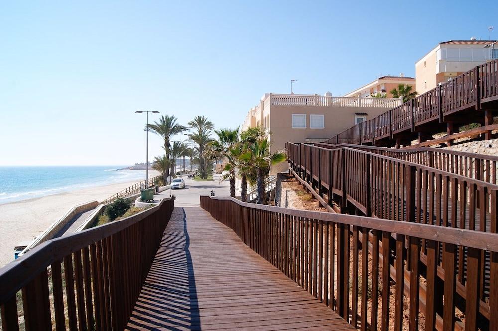 Riviera Beach Apartments Пилар де ла Горадада Экстерьер фото